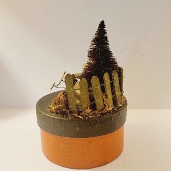 ESC Trading 2002 BOO Backyard Scenery Box Signed Butler RARE - Picture 4 of 6